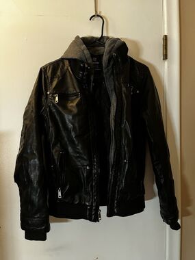 Wantdo Black Faux Leather Bomber Jacket Zip Up Coat Youth Boy’s Size 14-16